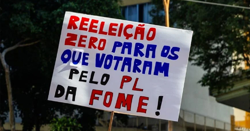 Esses foram os vereadores da Câmara de São Paulo que votaram a favor da multa de 17 mil reais a quem der alimento aos sem teto
